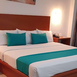 Habitación con Cama King